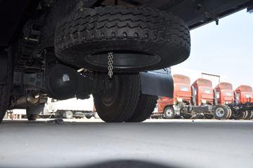 �������ó� ����п� 180���� 4X2 7.7����ʽ�ػ���(DFH5160XXYBX2JV)ͼƬ