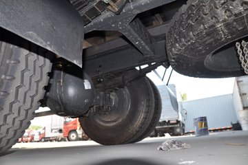 �������ó� ����п� 180���� 4X2 7.7����ʽ�ػ���(DFH5160XXYBX2JV)ͼƬ