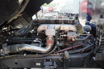 �������ó� ����п� 180���� 4X2 7.7����ʽ�ػ���(DFH5160XXYBX2JV)ͼƬ