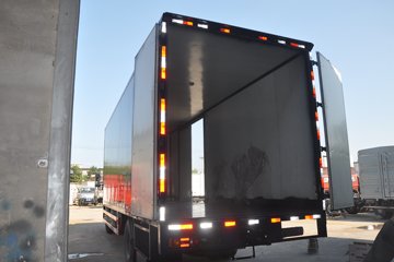 �������ó� ����п� 180���� 4X2 7.7����ʽ�ػ���(DFH5160XXYBX2JV)ͼƬ