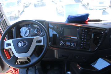 �ൺ��� JH6�ؿ� 430���� 6X4 LNGǣ����ͼƬ