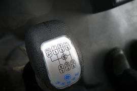 德龙F3000&nbsp;牵引车驾驶室                                               图片