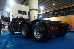 广汽日野 700系列重卡 450马力 6X4 牵引车(YC4250SS1EK)