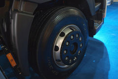 广汽日野 700系列重卡 450马力 6X4 牵引车(YC4250SS1EK)