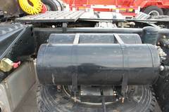 青岛解放 新大威重卡 336马力 6X4 牵引车(CA4257P2K2T1EA80)