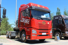 青岛解放 JH6重卡 430马力 6X4 LNG牵引车(CA4250P25K27T1E5M)