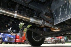 东风柳汽 新乘龙M3中卡 220马力 4X2 9.8米厢式载货车(LZ5185XXYM3AB)