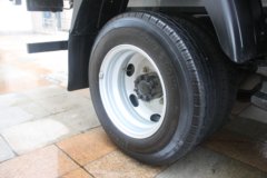 福田 奥铃捷运 88马力 3.655单排栏板轻卡(BJ1041V9JB4-A1)