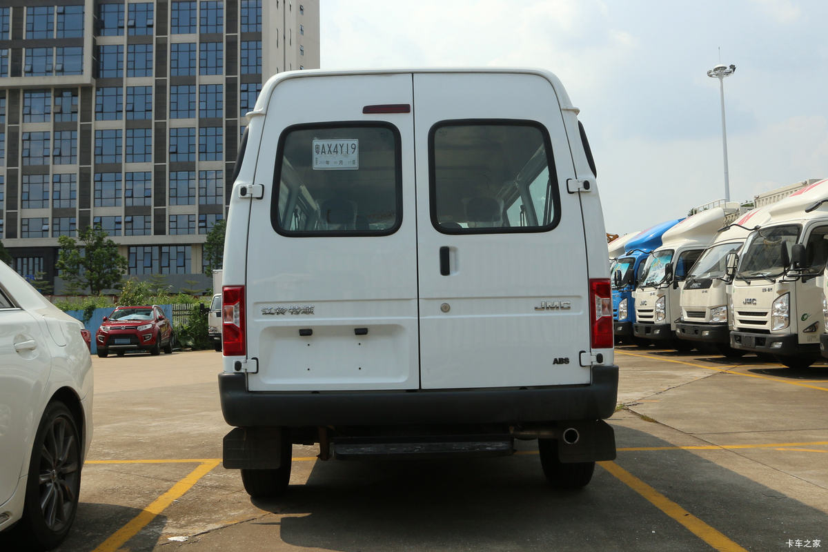 �������� ��˳ 116���� 2.8L������