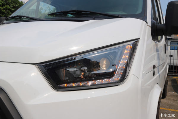 江铃特顺现金最高优惠3000元