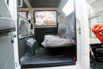 ���� ��ʮ��100P 98���� 4X2 3.13��˫����ж��ͼƬ