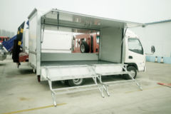 凯马 金运卡 87马力 单排厢式售货车(KMC5036XSHQ26D5)