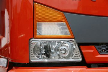 �������ó� ���� 130���� 4X2 4.1�׵��������ػ�������ͼƬ