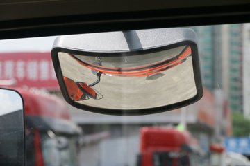 �������ó� ���� 130���� 4X2 4.1�׵��������ػ�������ͼƬ