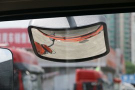 嘉运&nbsp;载货车驾驶室                                               图片