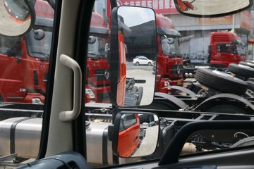 �������ó� ���� 130���� 4X2 4.1�׵��������ػ�������ͼƬ