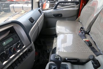 �������ó� ���� 130���� 4X2 4.1�׵��������ػ�������ͼƬ