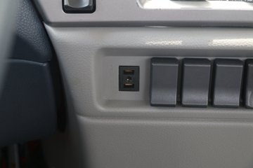 �������ó� ���� 130���� 4X2 4.1�׵��������ػ�������ͼƬ