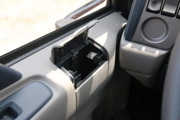 �������ó� ���� 130���� 4X2 4.1�׵��������ػ�������ͼƬ