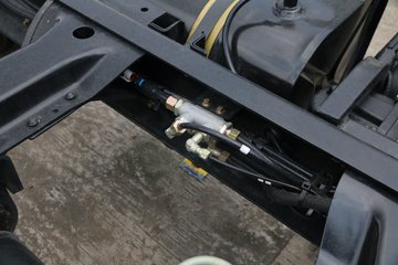 �������ó� ���� 130���� 4X2 4.1�׵��������ػ�������ͼƬ