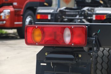 �������ó� ���� 130���� 4X2 4.1�׵��������ػ�������ͼƬ