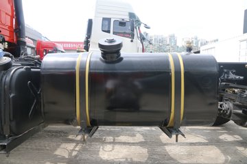 �������ó� ���� 130���� 4X2 4.1�׵��������ػ�������ͼƬ