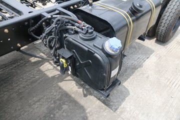 �������ó� ���� 130���� 4X2 4.1�׵��������ػ�������ͼƬ