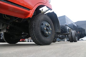 �������ó� ���� 130���� 4X2 4.1�׵��������ػ�������ͼƬ