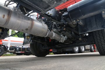 �������ó� ���� 130���� 4X2 4.1�׵��������ػ�������ͼƬ