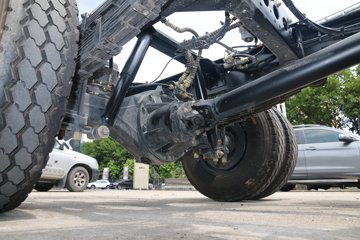 �������ó� ���� 130���� 4X2 4.1�׵��������ػ�������ͼƬ