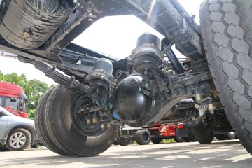 �������ó� ���� 130���� 4X2 4.1�׵��������ػ�������ͼƬ