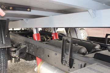 ����ʱ�� M3 110���� 4X2 4.2��ƽ����ж��ͼƬ