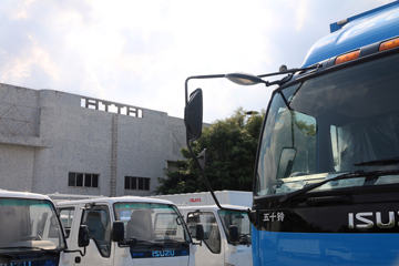 ���� FVZ�ؿ� 300���� 6X4 9.35����ʽ�ػ���(�˵�)(QL5250XXYWTFZJ)ͼƬ