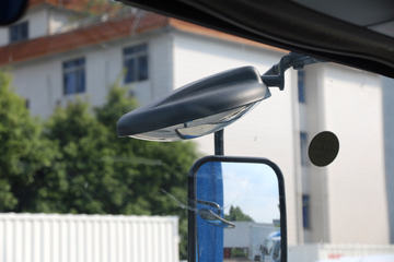 ���� FVZ�ؿ� 300���� 6X4 9.35����ʽ�ػ���(�˵�)(QL5250XXYWTFZJ)ͼƬ