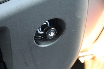 ���� FVZ�ؿ� 300���� 6X4 9.35����ʽ�ػ���(�˵�)(QL5250XXYWTFZJ)ͼƬ