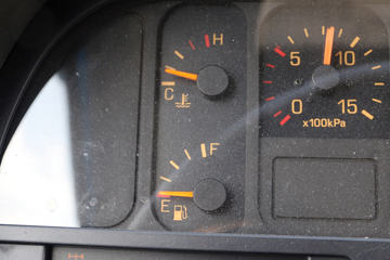 ���� FVZ�ؿ� 300���� 6X4 9.35����ʽ�ػ���(�˵�)(QL5250XXYWTFZJ)ͼƬ