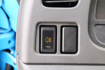 ���� FVZ�ؿ� 300���� 6X4 9.35����ʽ�ػ���(�˵�)(QL5250XXYWTFZJ)ͼƬ