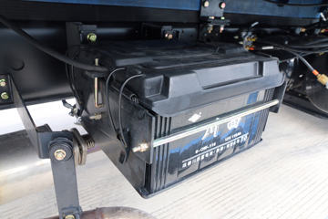 ���� FVZ�ؿ� 300���� 6X4 9.35����ʽ�ػ���(�˵�)(QL5250XXYWTFZJ)ͼƬ