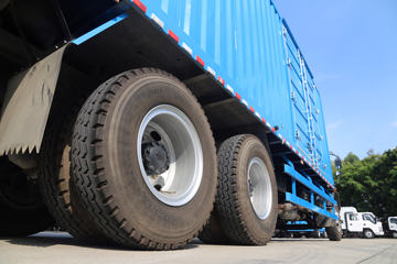 ���� FVZ�ؿ� 300���� 6X4 9.35����ʽ�ػ���(�˵�)(QL5250XXYWTFZJ)ͼƬ