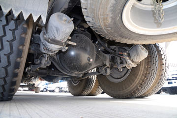 ���� FVZ�ؿ� 300���� 6X4 9.35����ʽ�ػ���(�˵�)(QL5250XXYWTFZJ)ͼƬ