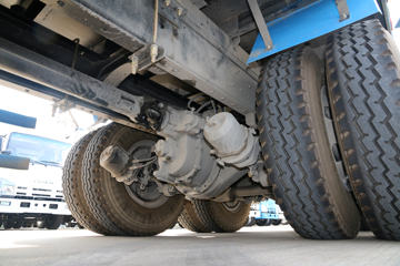 ���� FVZ�ؿ� 300���� 6X4 9.35����ʽ�ػ���(�˵�)(QL5250XXYWTFZJ)ͼƬ