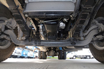 ���� FVZ�ؿ� 300���� 6X4 9.35����ʽ�ػ���(�˵�)(QL5250XXYWTFZJ)ͼƬ