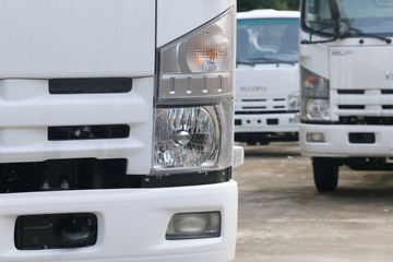 ���� ��ʮ��KV600 130���� 4X2 ��س�����(QL5043XLCA5HA)ͼƬ