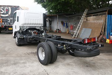 ���� ��ʮ��KV600 130���� 4X2 ��س�����(QL5043XLCA5HA)ͼƬ