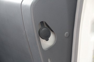 ���� ��ʮ��KV600 130���� 4X2 ��س�����(QL5043XLCA5HA)ͼƬ