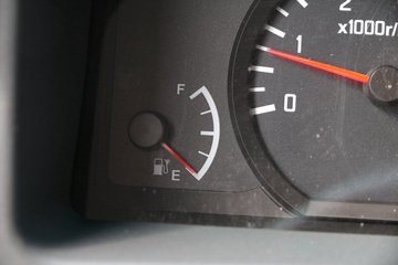 ���� ��ʮ��KV600 130���� 4X2 ��س�����(QL5043XLCA5HA)ͼƬ