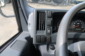 ���� ��ʮ��KV600 130���� 4X2 ��س�����(QL5043XLCA5HA)ͼƬ