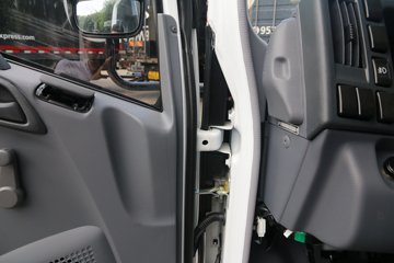 ���� ��ʮ��KV600 130���� 4X2 ��س�����(QL5043XLCA5HA)ͼƬ