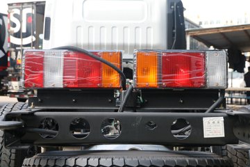 ���� ��ʮ��KV600 130���� 4X2 ��س�����(QL5043XLCA5HA)ͼƬ