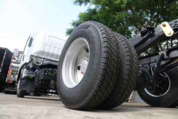 ���� ��ʮ��KV600 130���� 4X2 ��س�����(QL5043XLCA5HA)ͼƬ